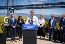 IT-гиганты готовят Калифорнию к эпохе ИИ Governor Newsom partners with world’s leading tech companies to prepare Californians for AI future