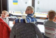 «Нас выдворили из жизни»: История украинской семьи, нашедшей надежду в США Refugees from Mariupol, Ukraine