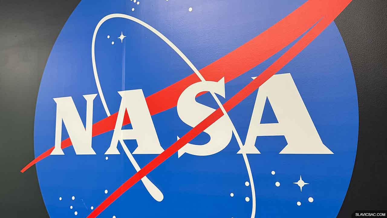 США планируют вернуть американских астронавтов на Луну к 2028 году NASA