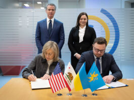 Governor Newsom and California GO-Biz Director Dee Dee Myers signed a MOU with Deputy Governor Oleksandr Kulepin of Lviv, Ukraine.