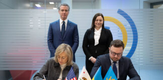 Штат Калифорния расширяет поддержку Украины Governor Newsom and California GO-Biz Director Dee Dee Myers signed a MOU with Deputy Governor Oleksandr Kulepin of Lviv, Ukraine.