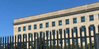 Топ-менеджер оборонного подрядчика США приговорён к 7 годам за продажу секретов РФ Pentagon