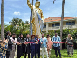 don-Colossus-statue-trump