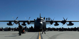 Стратегический бомбардировщик B-52 ВВС США разбился в Калифорнии Airplane