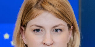 Посол Украины в США уходит в отставку olha stefanishyna