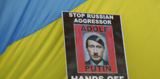 putin-ukraine-flag-hitler