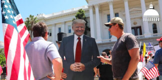 Трамп: «Я бы с удовольствием баллотировался на третий срок» trump-protest-capitol