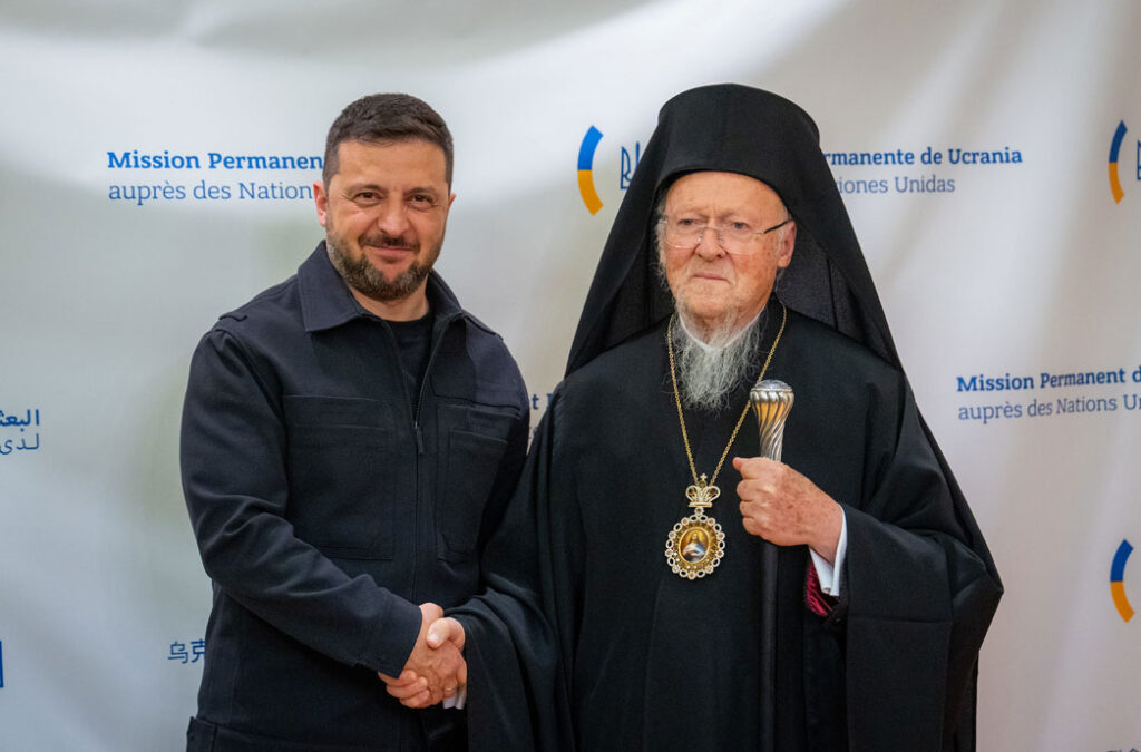 Volodymyr Zelensky and Patriarch Bartholomew.