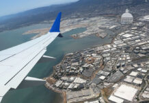 airplane-flying