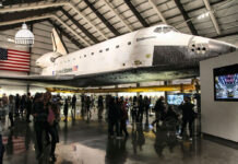 В Лос-Анджелесе откроют уникальную экспозицию шаттла Endeavour Endeavour